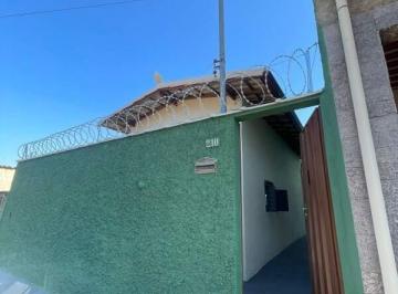 Casa · 30m² · 1 Quarto · Barracão para Aluguel – Recém-Reformado e em Ótima Localização