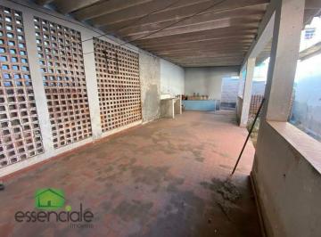 Casa · 70m² · 2 Quartos · 2 Vagas · Casa de 360m² com 2 quartos no bairro Bandeirantes à venda por R$ 450.000
