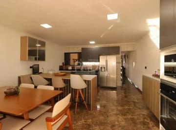 Casa · 245m² · 3 Quartos · 2 Vagas · Sobrado Amplo 245m² com 3 Dormitórios e Suíte – Las Vegas Santo André/SP