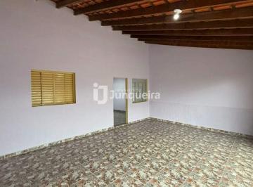 Casa · 70m² · 2 Quartos · 2 Vagas · Casa residencial exclusiva para aluguel em Santa Terezinha, Piracicaba