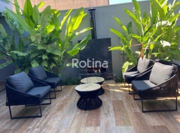 Casa · 320m² · 3 Quartos · 4 Vagas · Casa residencial mobiliada com 3 suítes, piscina e espaço gourmet no Jardim Colina