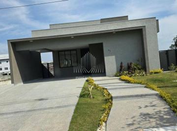 Casa · 212m² · 3 Quartos · 4 Vagas · CASA COM 3 SUÍTES E PISCINA EM CONDOMÍNIO FECHADO, NO CENTRO DE VARGEM GRANDE PAULISTA