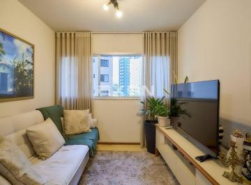 Apartamento · 67m² · 3 Quartos · 1 Vaga · Apartamento à Venda no Bigorrilho – 3 Quartos | 1 Suíte | Porteira Fechada