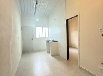 de028fae31198dad3a430bf95d6265f98f6911a2 · Casa com 1 dormitório para alugar, 40 m² por R$ 1.100,00/mês - Vila Rio de Janeiro - Guarulhos/SP