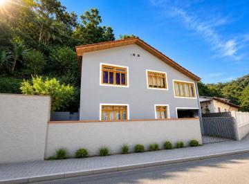 4cbf9dbbb8f72ee66b4817e4f5da367be9afb4bd · Casa com 2 dormitórios à venda, 144 m² por R$ 295.000,00 - Garcia - Blumenau/SC