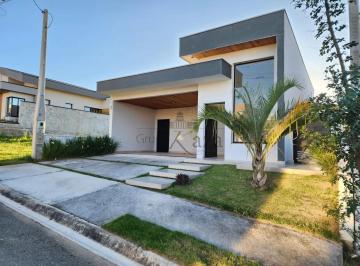 Casa · 250m² · 3 Quartos · 4 Vagas · Oportunidade - Casa em Condomínio - Residencial Malibu - Caçapava - 3 Dormitórios - 135m² - ACEITA P
