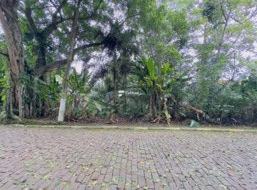 d7c804b02b50f3f2f957e54002f4e07dd897dc19 · Terreno à venda localizado no topo do Condomínio Península localizado em frente a Praia da Enseada n