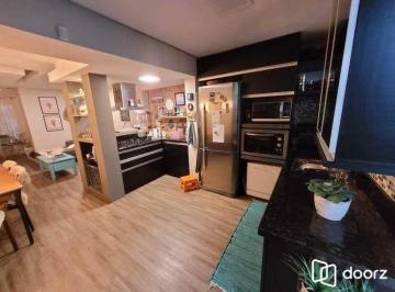 Casa · 251m² · 3 Quartos · 2 Vagas · Casa 3 suítes, sendo 1 master com spa bairro Ipanema