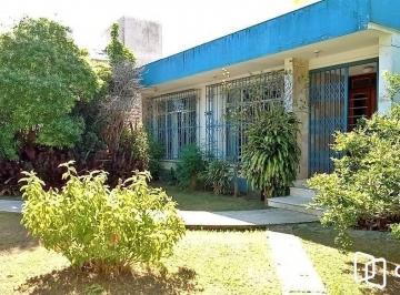 Casa · 252m² · 5 Quartos · 2 Vagas · Casa à venda - na Glória