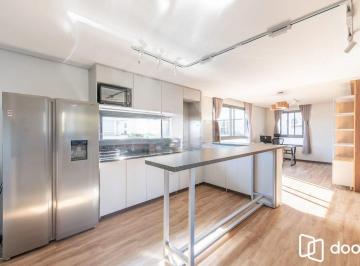 Apartamento · 81m² · 2 Quartos · 2 Vagas · Apartamento Novo, Último Andar, 2 Suítes e a Poucos Passos do Parcão