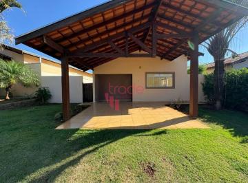 5cc3444b61a7f88bb7cb851021cc8779f597358a · Casa em Condomínio Fechado para Alugar de 03 Quartos sendo 01 suíte no Bairro Bonfim Paulista em Rib