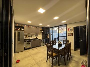 Casa · 350m² · 3 Quartos · 4 Vagas · Casa Térrea com Pé-Direito Duplo e Mezanino no Cyrela Landscape Esplanada