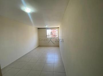 Apartamento · 60m² · 3 Quartos · 1 Vaga · Apartamento - Vila Adyana - Residencial Vivian - 3 Dormitórios - 60m².