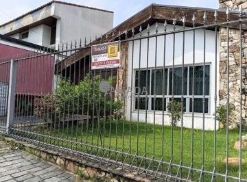 a79b716653634788616d8cfa02b3f4913da9a284 · Casa Térrea com 3 quartos sendo 1 suíte, área gourmet, 4 vagas à venda, 300 m² por R$ 970.000 - Jard
