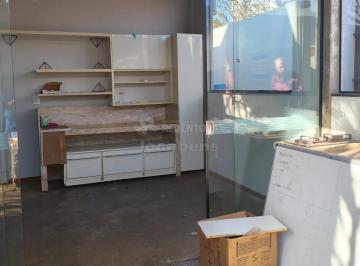 Comercial · 280m² · 10 Quartos · 2 Vagas · Casa comercial no Bosque da Saúde