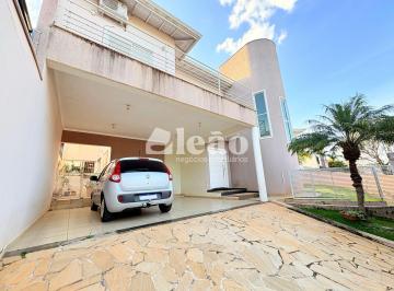 Casa · 229m² · 3 Quartos · 4 Vagas · Casa à venda no Nova Suíça – Valinhos/SP