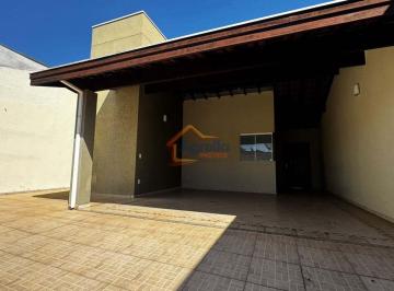 Casa · 253m² · 3 Quartos · 4 Vagas · CASA COM AMPLO TERRENO DE 672m SUÍTE E ÁREA DE LAZER