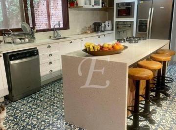 4f36a122cef8ce8b76e07ea6d7e1098a5d11e1db · Casa com 3 dormitórios à venda, 270 m² por R$ 1.286.000,00 - Parque Petrópolis - Mairiporã/SP
