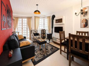 Casa · 104m² · 1 Vaga · CASA MOBILIADA À VENDA PERTO DA RUA COBERTA