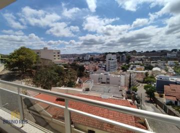Apartamento · 4 Quartos · 1 Vaga · Apartamento espaçoso com 04 quartos no Marajoara.