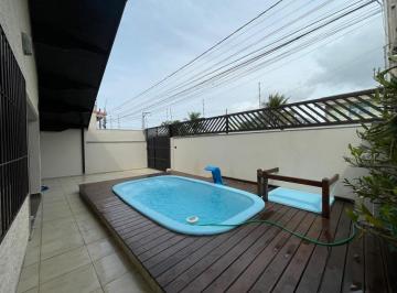 yqxpdvm2ythmndkwyzzkzmmw_md · Casa à Venda no Jardim Peruíbe – 2 Dormitórios, Piscina e Área Gourmet