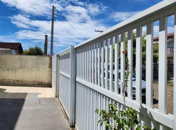 pig186u2ytyynzq4otlkntmz_md · Sobrado à Venda em Jardim Casablanca, Peruíbe - SP