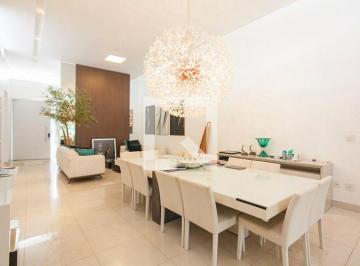 Casa de 4 quartos, Uberlândia · Casa para Aluguel - Jardim Karaiba, 4 Quartos, 310 m2 - Uberlândia