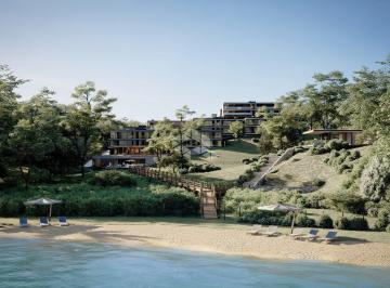 Apartamento · 258m² · 4 Quartos · 3 Vagas · APARTAMENTO COM 4 SUÍTES E 3 VAGAS DE GARAGEM NA PRAIA MOLE EM FLORIANÓPOLIS/SC