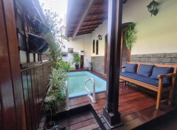 Foto 01 · Casa à venda em Campo Grande, Rio de Janeiro-RJ: 3 quartos, 1 suíte, 2 banheiros, piscina, 2 vagas d