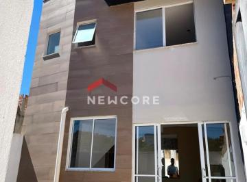 Casa · 60m² · 2 Quartos · 2 Vagas · Casa em Rua dos Lírios - Imperial - Santa Luzia/MG