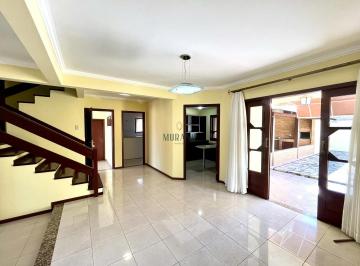 Casa · 255m² · 4 Quartos · 4 Vagas · Sobrado com 4 dormitórios à venda, 255m² por R$ 1.500.000,00 - Saguaçu - Joinville/SC