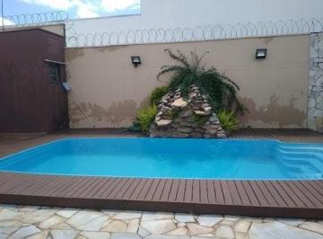 Casa · 220m² · 3 Quartos · 2 Vagas · Casa à venda, 220 m² por R$ 580.000,00 - Daniel Fonseca - Uberlândia/MG