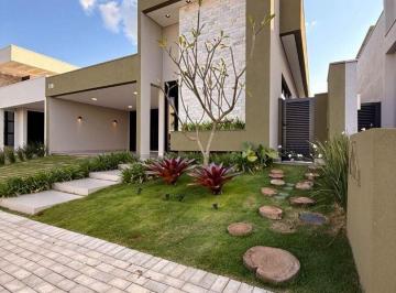 Casa · 215m² · 4 Quartos · Casa à venda, 215 m² por R$ 2.290.000,00 - Granada - Uberlândia/MG