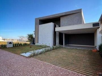 Casa · 215m² · 3 Quartos · 4 Vagas · Casa Térrea com 3 dormitórios à venda, 215 m² por R$ 2.600.000 - Jardim Sul - Uberlândia/MG