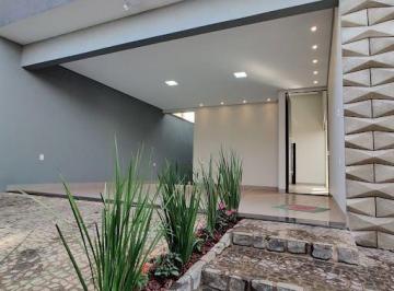 Casa · 154m² · 3 Quartos · 4 Vagas · Casa com 3 dormitórios à venda, 154 m² por R$ 650.000,00 - Minas Gerais - Uberlândia/MG