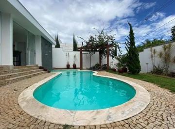 Casa · 454m² · 4 Quartos · 4 Vagas · Sobrado com 4 dormitórios à venda, 454 m² por R$ 3.500.000,00 - Jardim Karaíba - Uberlândia/MG