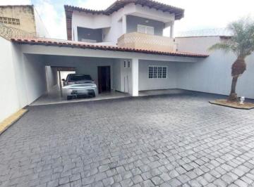 Casa · 293m² · 3 Quartos · 4 Vagas · Sobrado com 3 dormitórios à venda, 293 m² por R$ 770.000,00 - Marta Helena - Uberlândia/MG