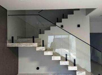 Casa · 124m² · 2 Quartos · 4 Vagas · Sobrado à venda, 124 m² por R$ 980.000,00 - Quinta Alto Umuarama - Uberlândia/MG