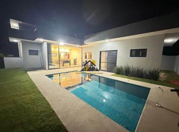 Casa · 180m² · 3 Quartos · 2 Vagas · Ninho Verde 2 Eco Residence - Casa Térrea de Alto Padrão à Venda | Porteira Fechada
