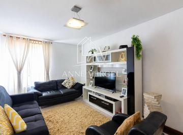 Casa · 137m² · 3 Quartos · 3 Vagas · Sobrado com 3 quartos e 1 suíte à venda no Jardim D’Abril em Osasco com 137m² e 3 vagas de carro