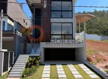 Casa de alto padrão com elevador e piscina no Bell · Casa de alto padrão com elevador e piscina no Bella Città Fazenda Rodeio