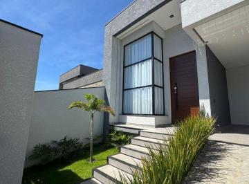 Casa de 2 quartos, Bragança Paulista · Casa à Venda no Jardim América – 3 Suítes, Piscina e Área Gourmet