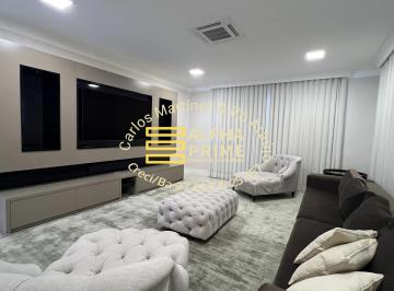 Casa de 3 quartos, Camaçari · Mansão Exclusiva para locação em Alphaville Litoral Norte com Elevador e 3 Suítes
