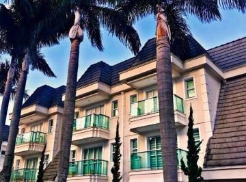 4c9d3bae2d27d8b7f3ff49bd87e6097d6643c8dd · Casa à Venda em Condominio Fechado | Horto Florestal | 4 Suítes | Piscina | 4 Vagas
