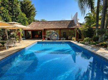 fazendinha - area de lazer · Casa de alto padrão à venda no condomínio Fazendinha, Granja Viana, 3 suítes, 8 vagas e 350m² de áre