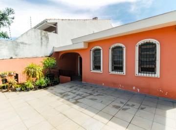 Casa de 3 quartos, São Paulo · Casa à venda no Jardim Londrina, com excelente espaço interno e grande potencial para modernização.