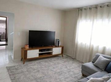 Casa de 3 quartos, São Paulo · Vendo a venda recém reformada + 3 casas de renda