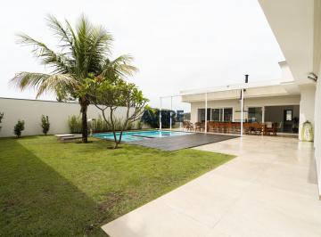 0 · Casa à venda no Condomínio Villa Lombarda em Valinhos, clássica, com 4 suítes, t