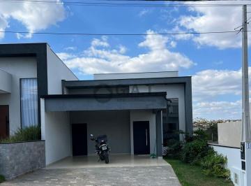 Foto 01 · Casa em Condomínio no Jardim Residencial Helena Maria, Sorocaba-SP: 3 Quartos, 1 Suíte, 2 Salas, 2 B
