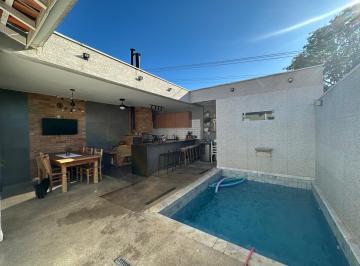 Foto 01 · Seu Novo Lar no Altos da Mantiqueira: 3 Quartos, Suíte e Piscina Climatizada!